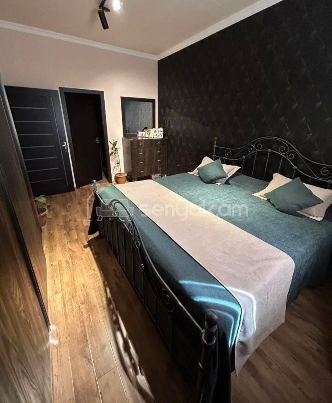 4 Սենյականոց Բնակարան, 118քմ, 2/14 հարկ, Կապիտալ Վերանորոգված