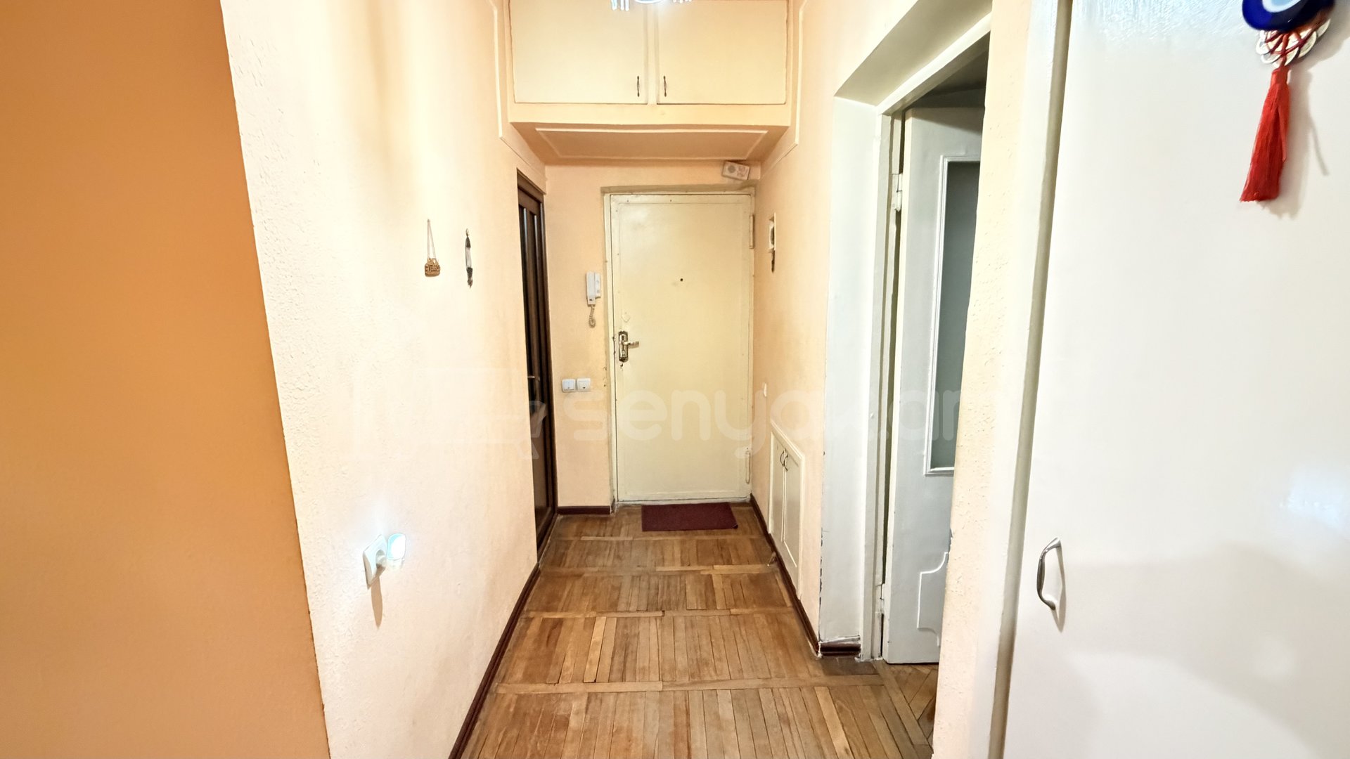 3 Սենյականոց Բնակարան Քարե Շենքում, 76քմ, 5/5 հարկ, Կոսմետիկ Վերանորոգված