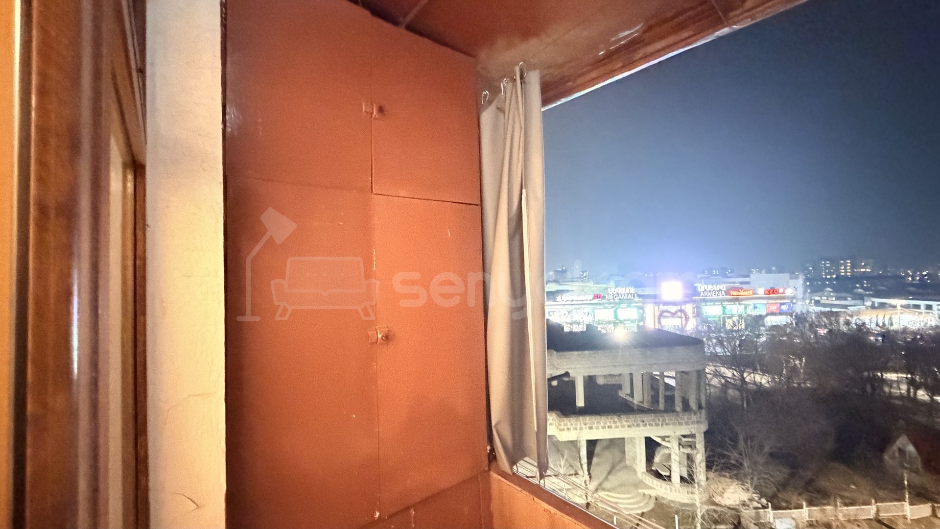 3 Սենյականոց Բնակարան Քարե Շենքում, 76քմ, 5/5 հարկ, Կոսմետիկ Վերանորոգված