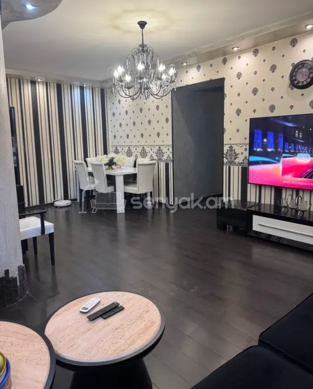 4 Սենյականոց Բնակարան Քարե Շենքում, 117քմ, 3/5 հարկ, Դիզայներական Վերանորոգված