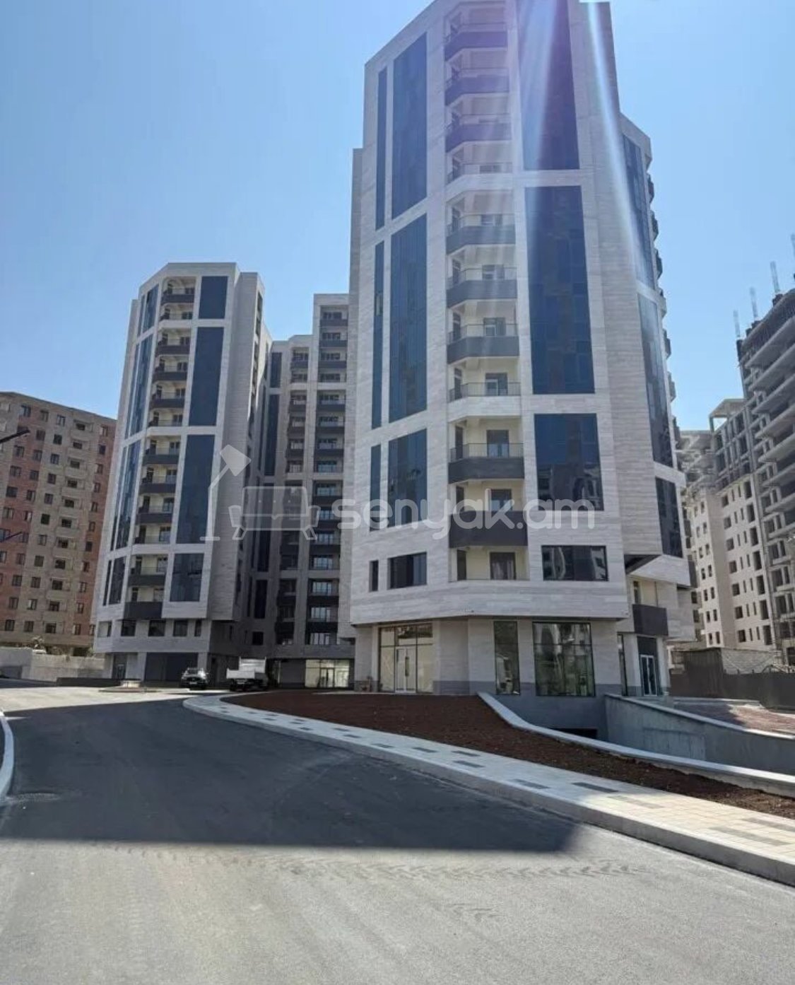 4 Սենյականոց Բնակարան Նորակառույցում, 125քմ, 6/14 հարկ, Զրոյական Վիճակում