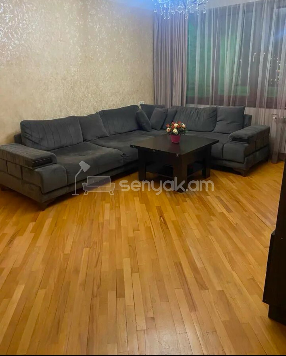 2 Սենյականոց Բնակարան Քարե Շենքում, 74քմ, 6/7 հարկ, Կապիտալ Վերանորոգված