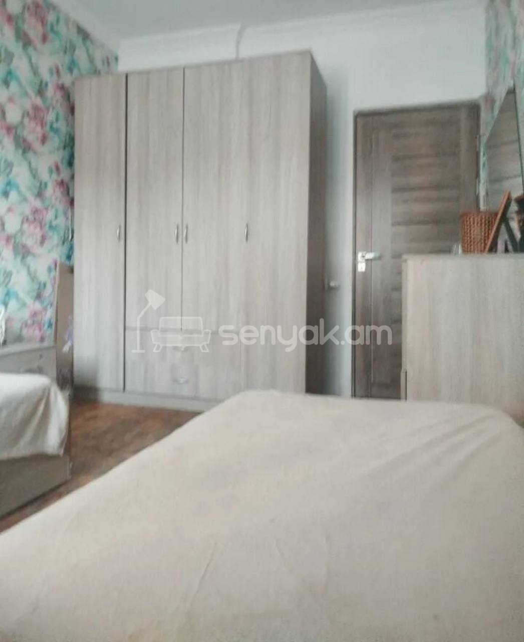 3 Սենյականոց Բնակարան, 80քմ, 4/9 հարկ, Նորմալ Վիճակում