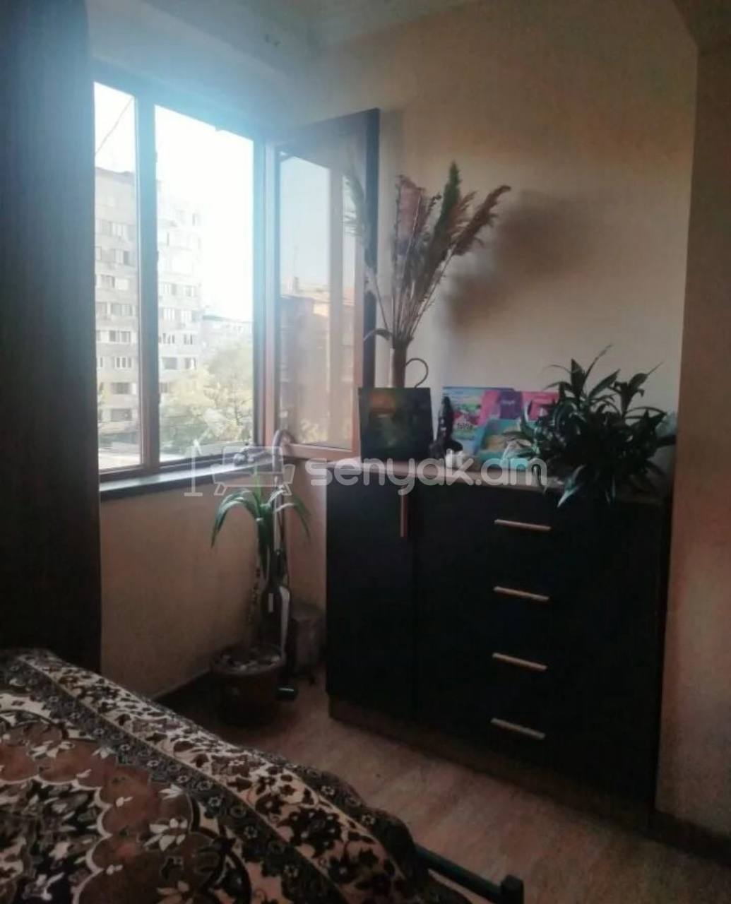 3 Սենյականոց Բնակարան, 80քմ, 4/9 հարկ, Նորմալ Վիճակում