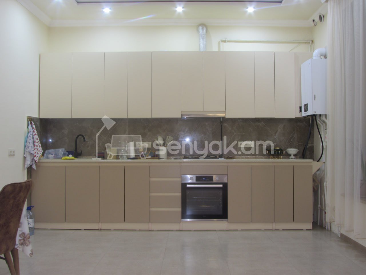 Սպասարկման Տարածք, 350քմ, Կապիտալ Վերանորոգված