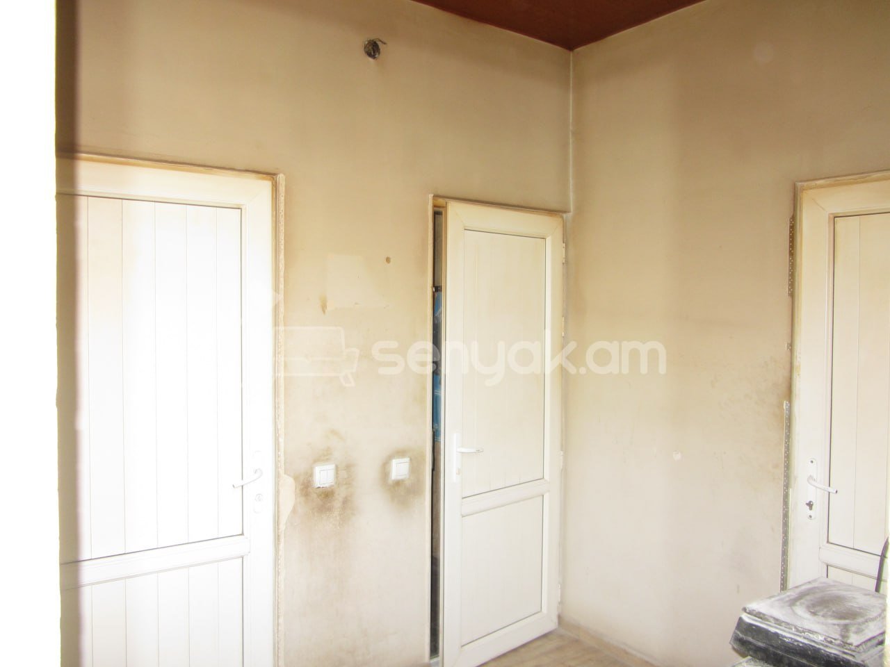 Սպասարկման Տարածք, 350քմ, Կապիտալ Վերանորոգված