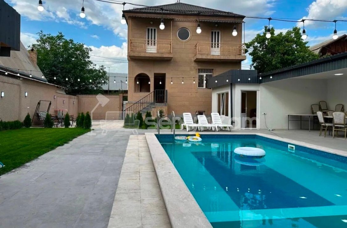 5 Սենյականոց Սեփական Տուն, 230քմ, Կապիտալ Վերանորոգված, Ավտոտնակով