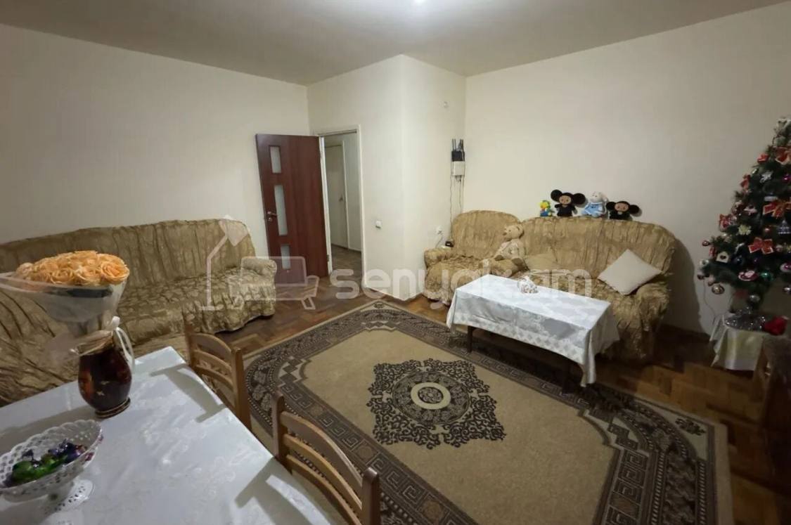 3 Սենյականոց Բնակարան, 91քմ, 4/14 հարկ, Նորմալ Վիճակում