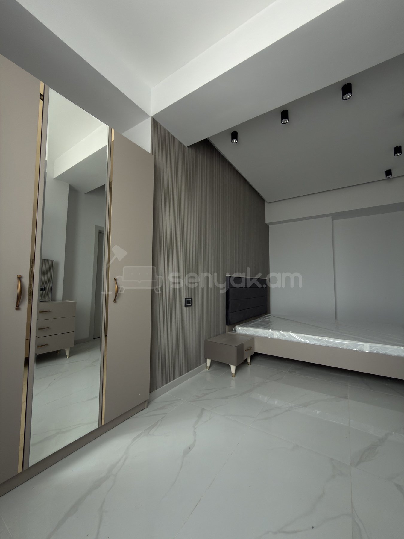 2 Սենյականոց Բնակարան Նորակառույցում, 55քմ, 7/19 հարկ, Դիզայներական Վերանորոգված