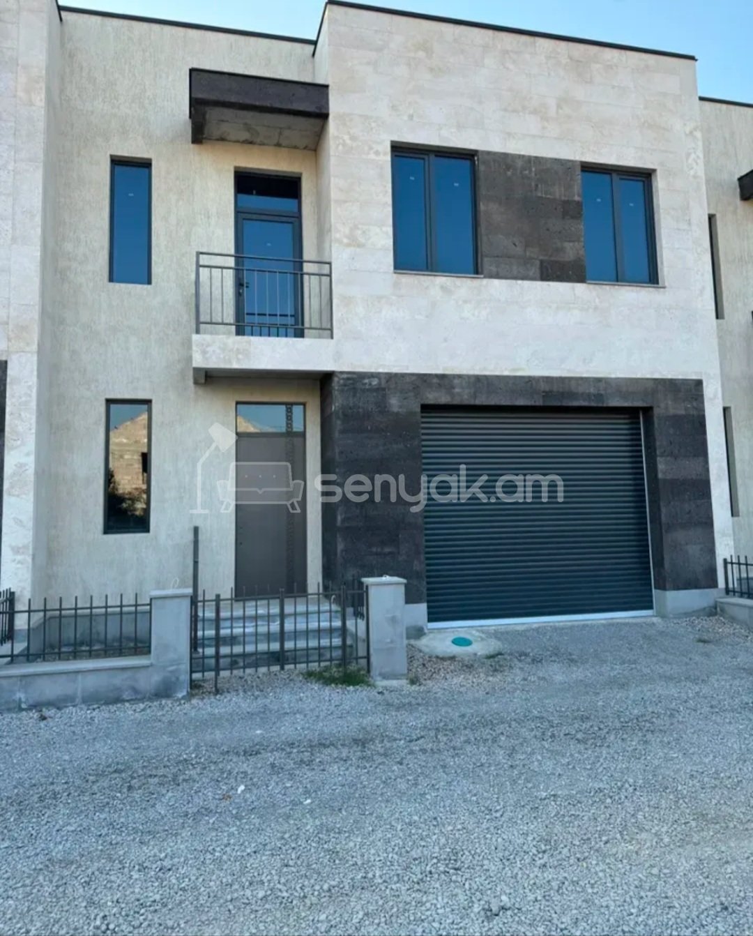 4 Սենյականոց Սեփական Տուն, 180քմ, Ավտոտնակով