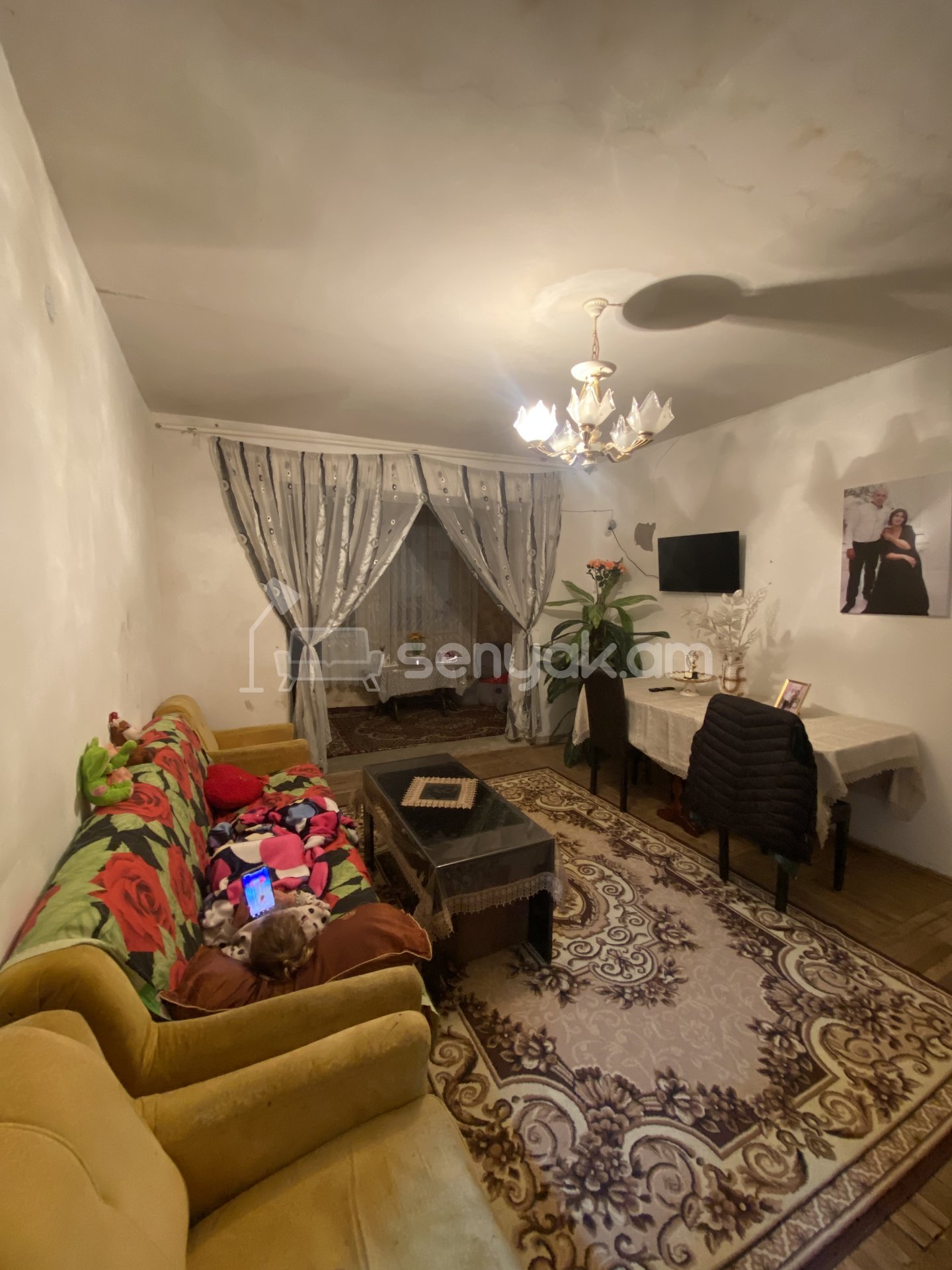 3 Սենյականոց Բնակարան, 98քմ, 2/5 հարկ, Նորմալ Վիճակում