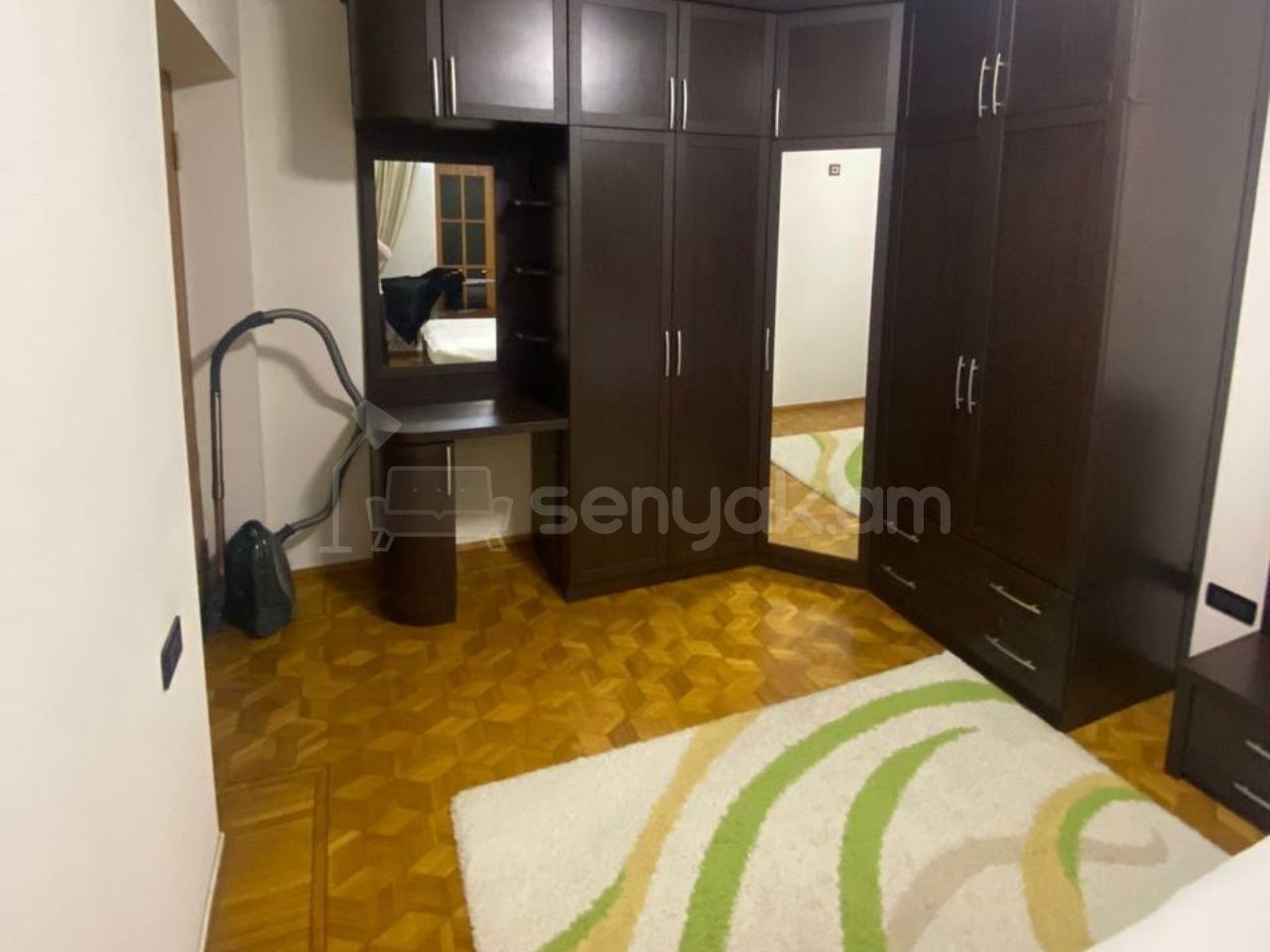 2 Սենյականոց Բնակարան Քարե Շենքում, 62քմ, 5/5 հարկ, Կոսմետիկ Վերանորոգված