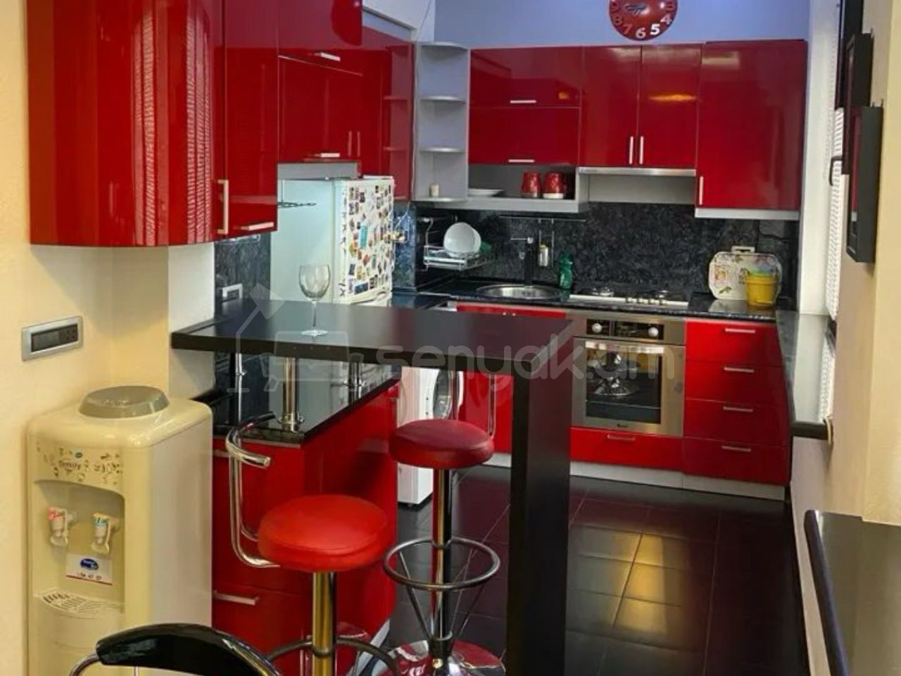 2 Սենյականոց Բնակարան Քարե Շենքում, 62քմ, 5/5 հարկ, Կոսմետիկ Վերանորոգված