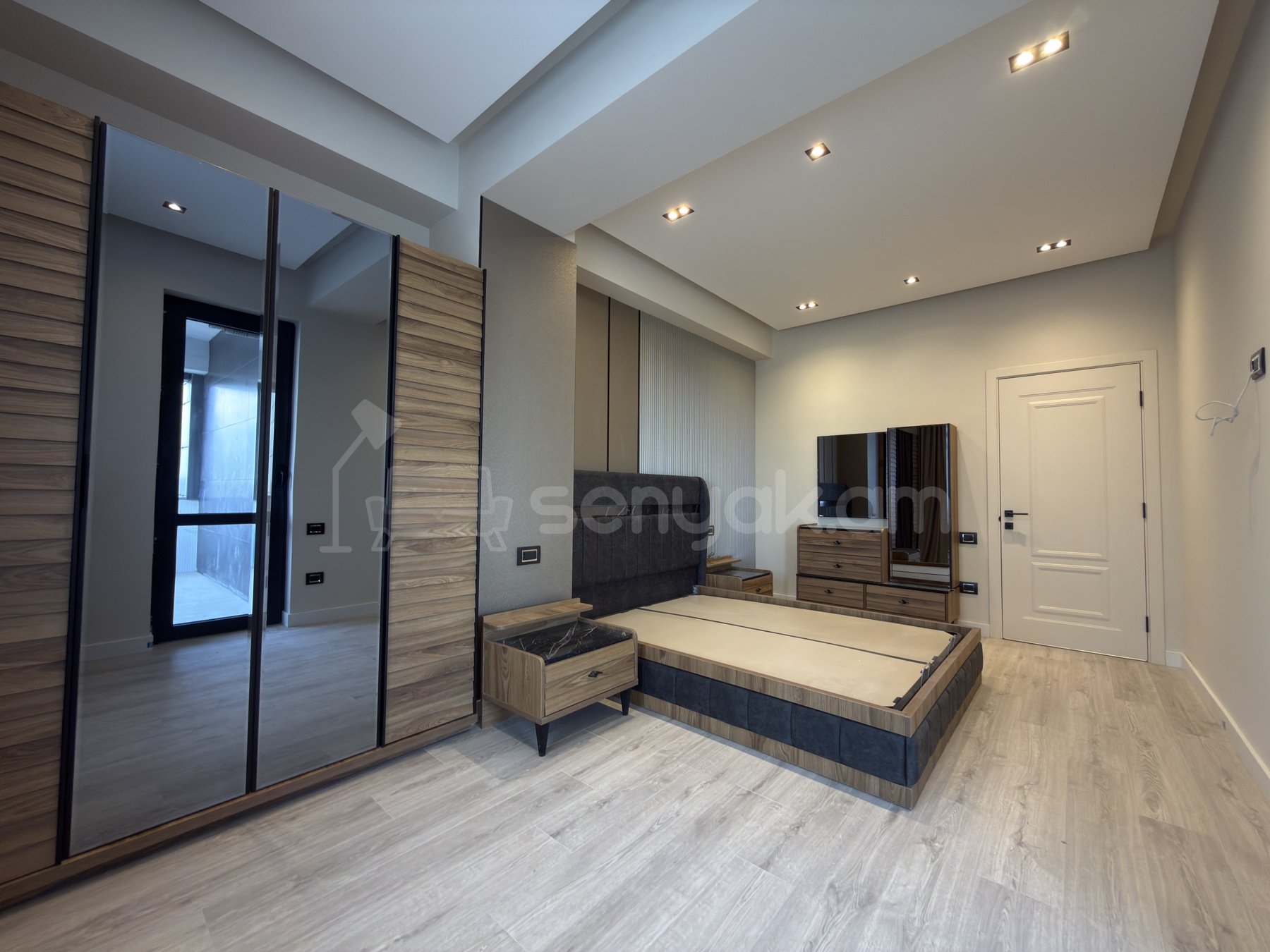 2 Սենյականոց Բնակարան Նորակառույցում, 74քմ, 4/18 հարկ, Դիզայներական Վերանորոգված