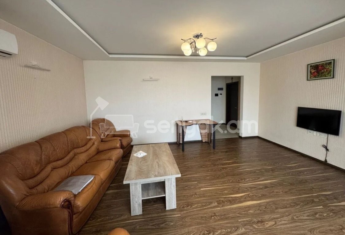 2 Սենյականոց Բնակարան, 75քմ, 6/9 հարկ, Դիզայներական Վերանորոգված, Կահավորված, Արևկող