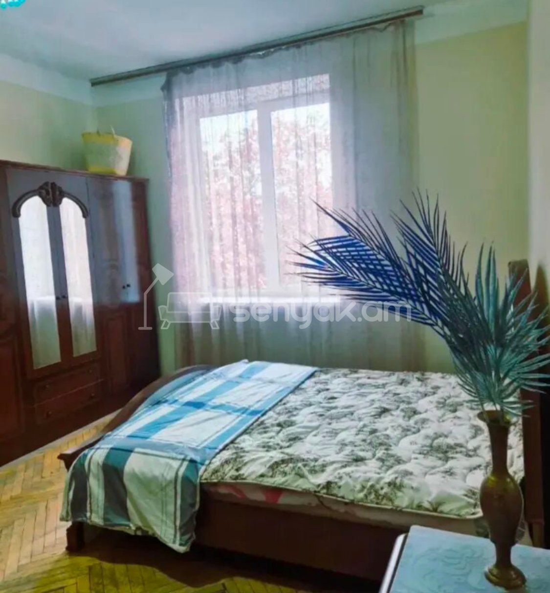 3 Սենյականոց Բնակարան Քարե Շենքում, 70քմ, 4/5 հարկ, Կապիտալ Վերանորոգված, Կահավորված