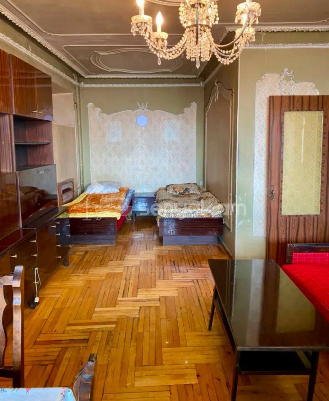 2 Սենյականոց Բնակարան Քարե Շենքում, 70քմ, 5/5 հարկ, Նորմալ Վիճակում, Կահավորված, Արևկող