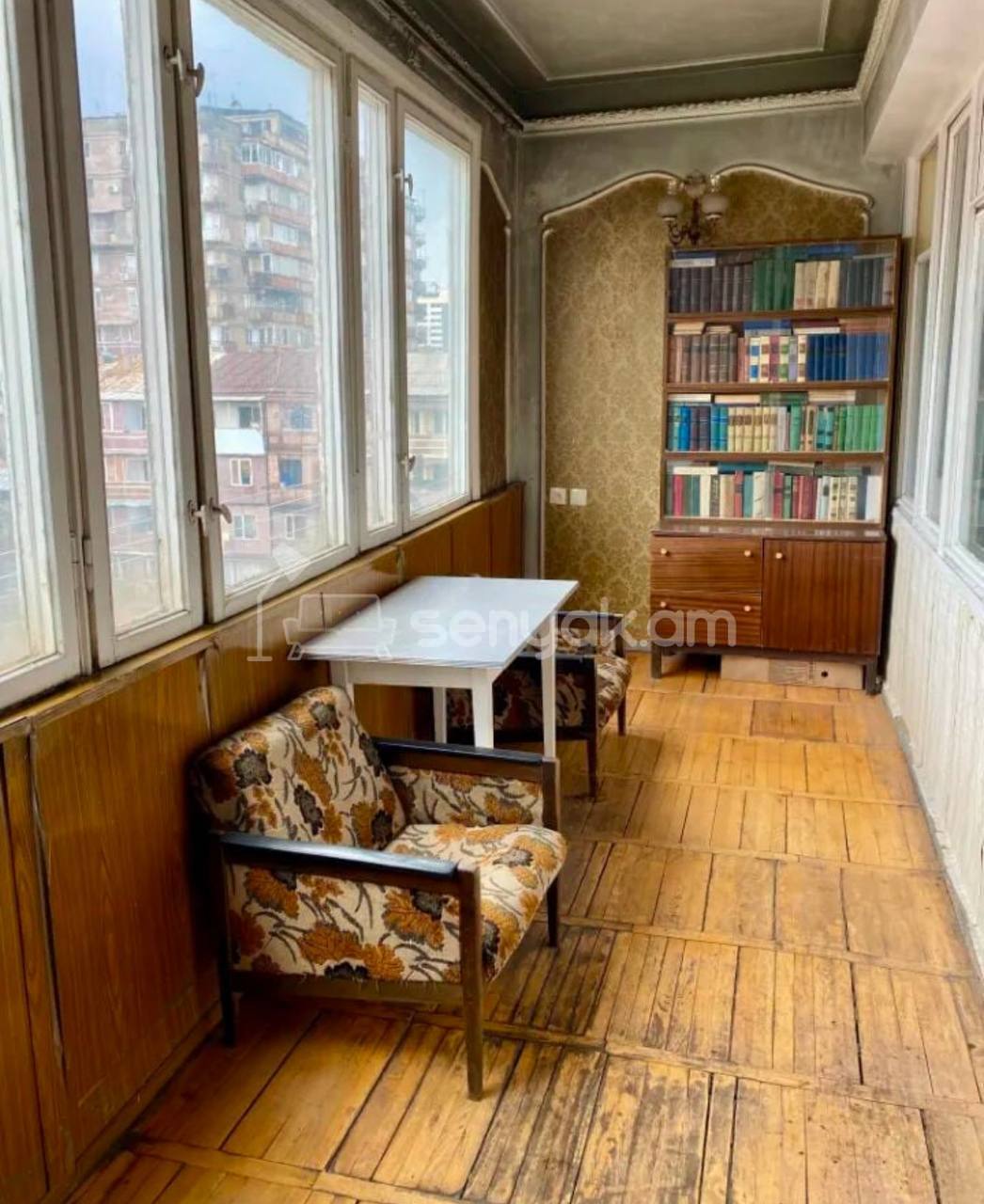 2 Սենյականոց Բնակարան Քարե Շենքում, 70քմ, 5/5 հարկ, Նորմալ Վիճակում, Կահավորված, Արևկող