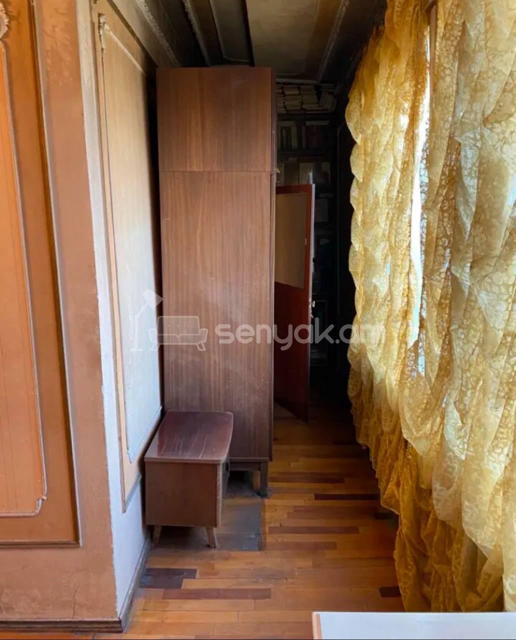 2 Սենյականոց Բնակարան Քարե Շենքում, 70քմ, 5/5 հարկ, Նորմալ Վիճակում, Կահավորված, Արևկող