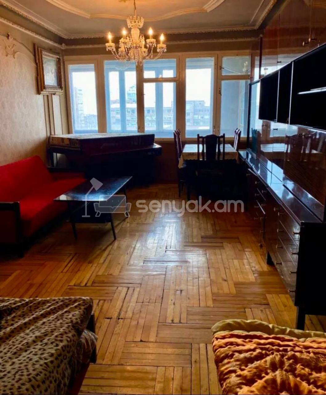 2 Սենյականոց Բնակարան Քարե Շենքում, 70քմ, 5/5 հարկ, Նորմալ Վիճակում, Կահավորված, Արևկող