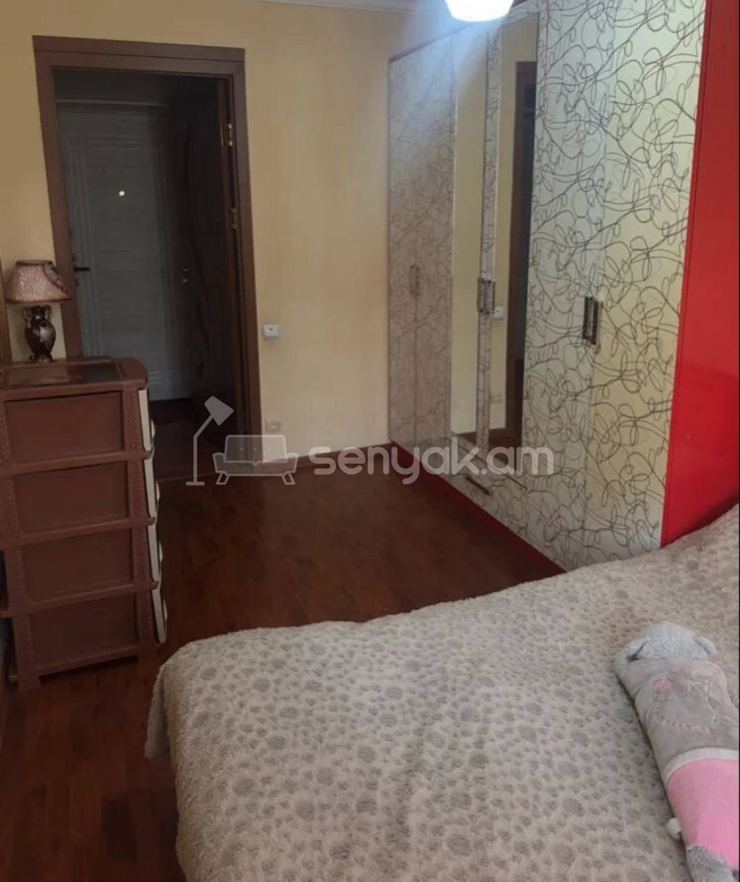 3 Սենյականոց Բնակարան Քարե Շենքում, 50քմ, 2/4 հարկ, Կապիտալ Վերանորոգված, Կահավորված, Արևկող