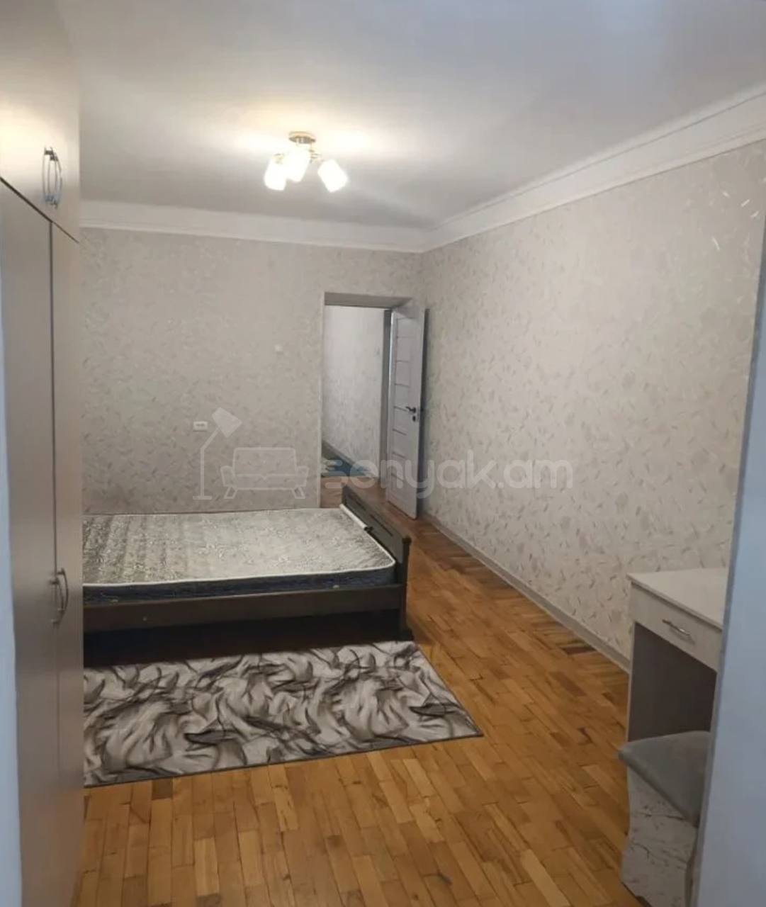 2 Սենյականոց Բնակարան Քարե Շենքում, 58քմ, 4/5 հարկ, Կապիտալ Վերանորոգված, Կահավորված