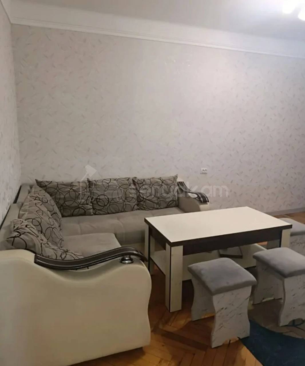 2 Սենյականոց Բնակարան Քարե Շենքում, 58քմ, 4/5 հարկ, Կոսմետիկ Վերանորոգված, Կահավորված, Արևկող