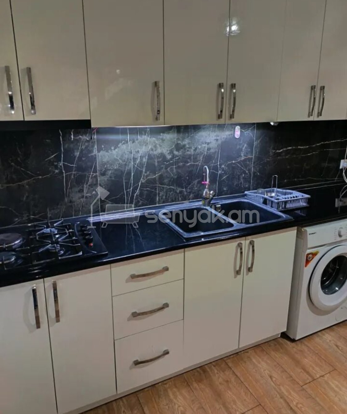 3 Սենյականոց Սեփական Տուն, 80քմ, Կապիտալ Վերանորոգված, Կահավորված