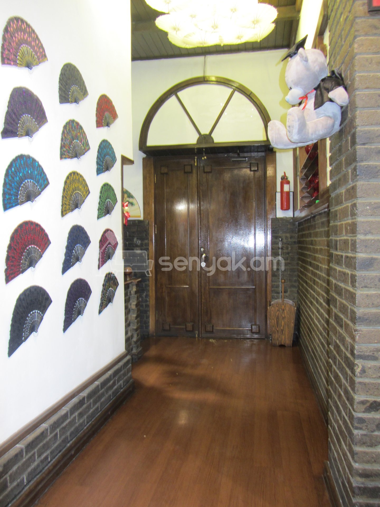 Կոմերցիոն Տարածք, 121քմ, Կապիտալ Վերանորոգված