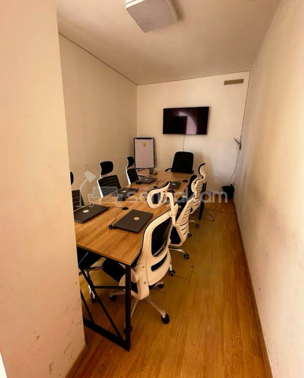 Օֆիսային Տարածք, 180քմ, Կապիտալ Վերանորոգված