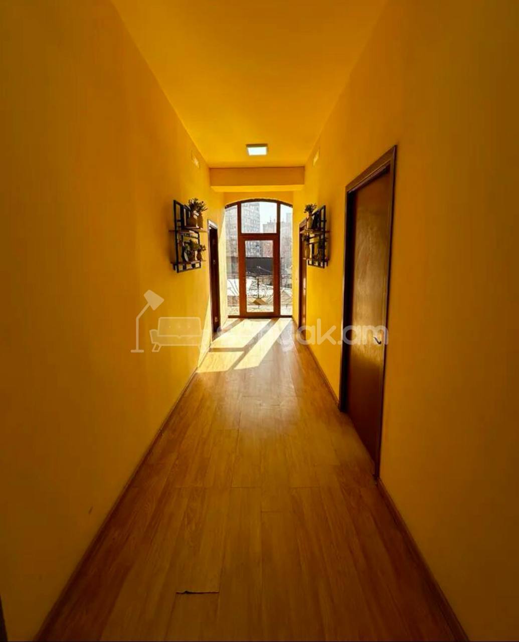 Օֆիսային Տարածք, 180քմ, Կապիտալ Վերանորոգված