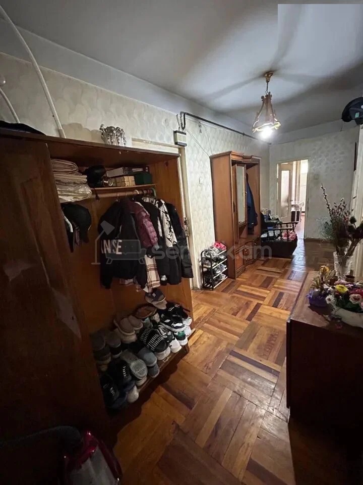 3 Սենյականոց Բնակարան, 76քմ, 5/9 հարկ, Նորմալ Վիճակում