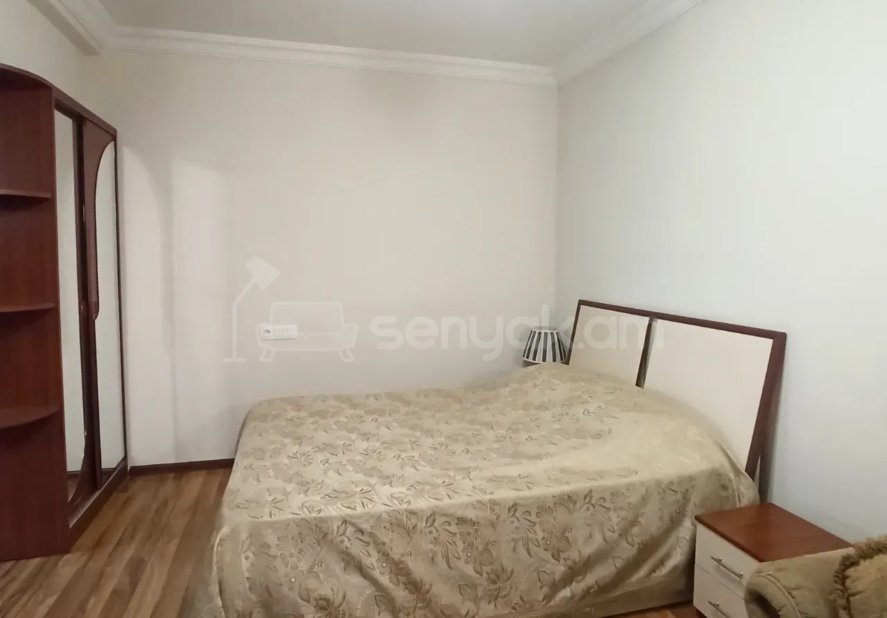 1 Սենյականոց Բնակարան, 40քմ, 4/11 հարկ, Կապիտալ Վերանորոգված