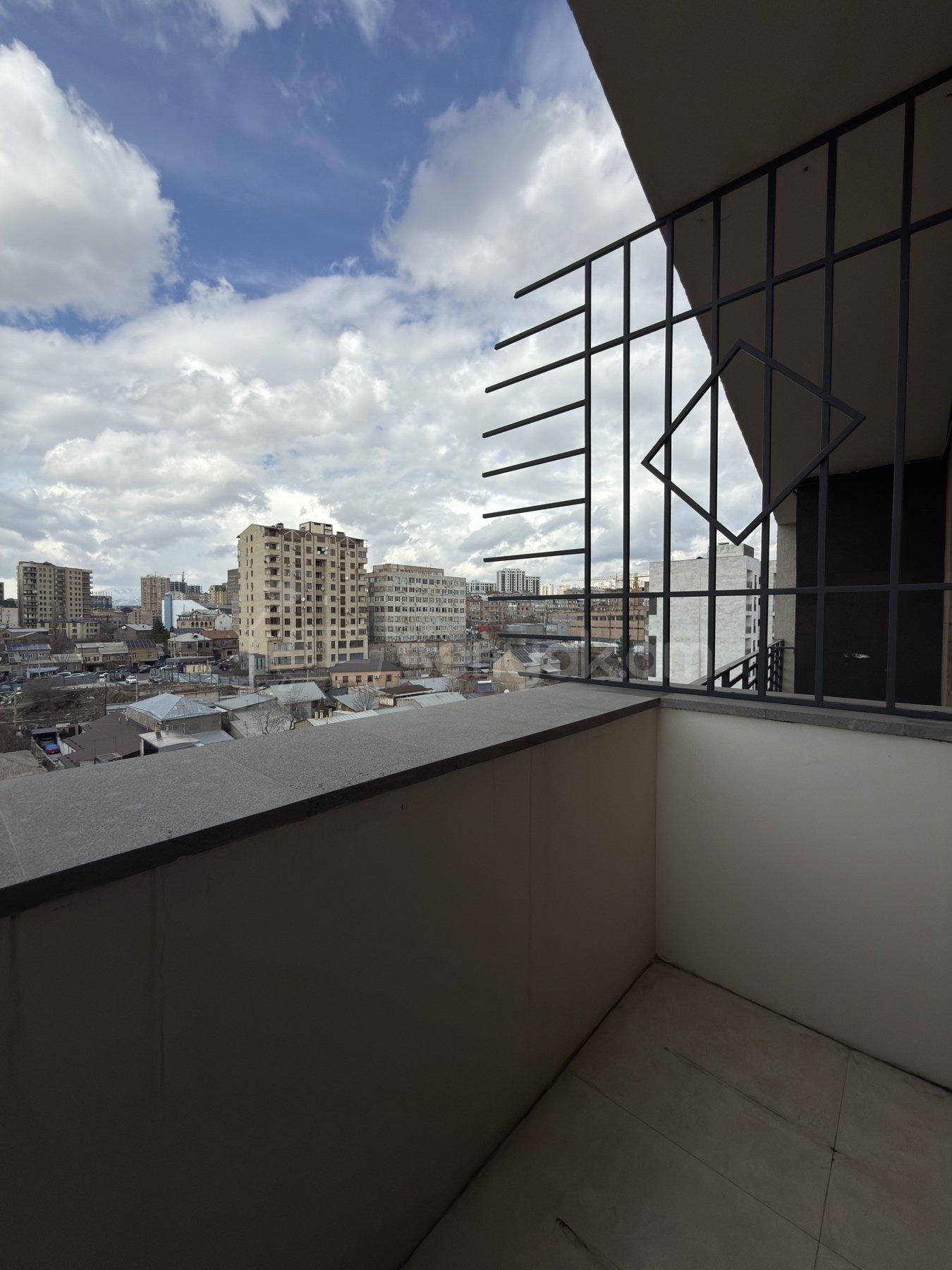 3 Սենյականոց Բնակարան Նորակառույցում, 86քմ, 8/9 հարկ, Դիզայներական Վերանորոգված