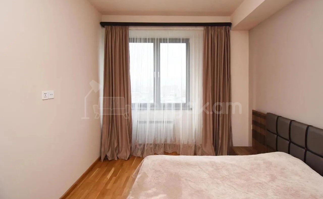 3 Սենյականոց Բնակարան Նորակառույցում, 98քմ, 11/15 հարկ, Կապիտալ Վերանորոգված