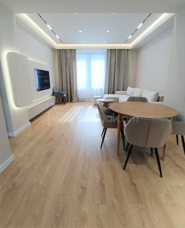 2 Սենյականոց Բնակարան Նորակառույցում, 57քմ, 3/18 հարկ, Դիզայներական Վերանորոգված