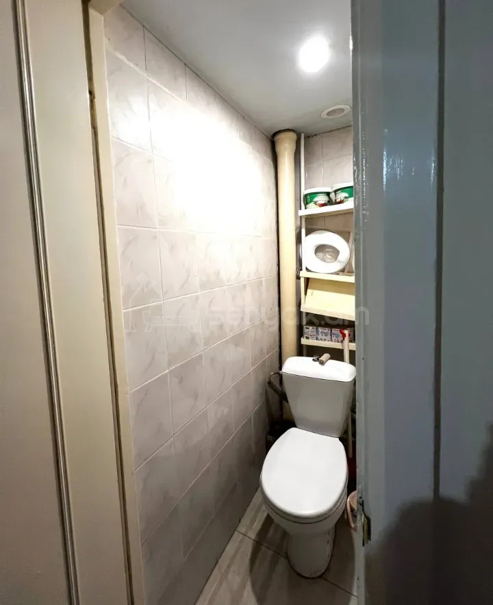 3 Սենյականոց Բնակարան Քարե Շենքում, 80քմ, 2/7 հարկ, Կապիտալ Վերանորոգված