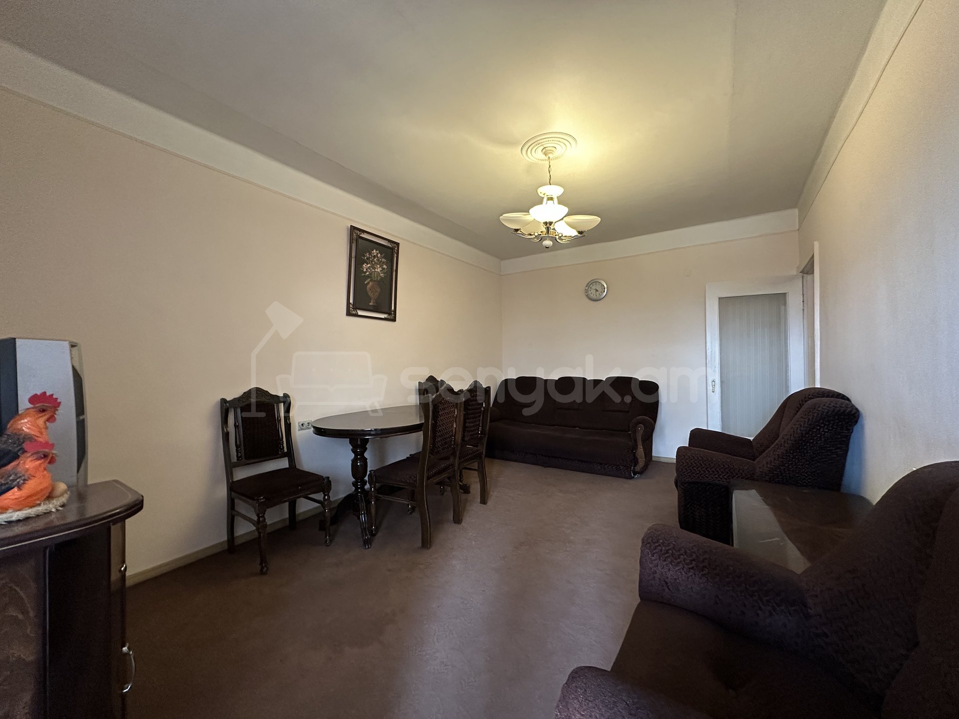 2 Սենյականոց Բնակարան Քարե Շենքում, 42քմ, 4/5 հարկ, Կոսմետիկ Վերանորոգված, Կահավորված, Արևկող