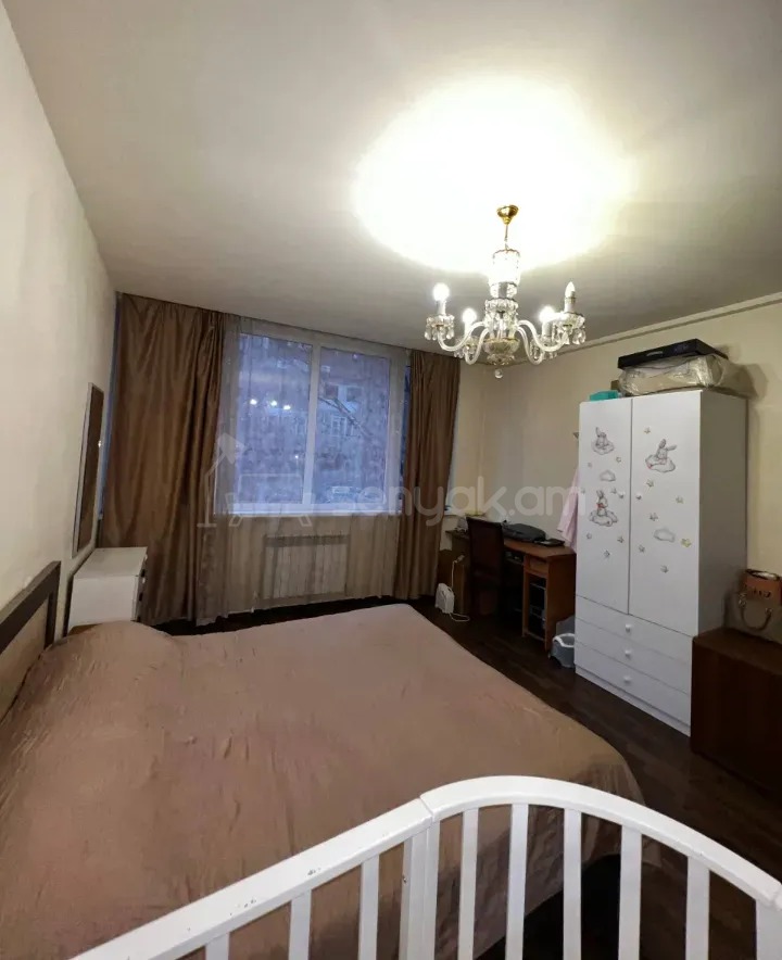 3 Սենյականոց Բնակարան Քարե Շենքում, 80քմ, 2/7 հարկ, Կոսմետիկ Վերանորոգված