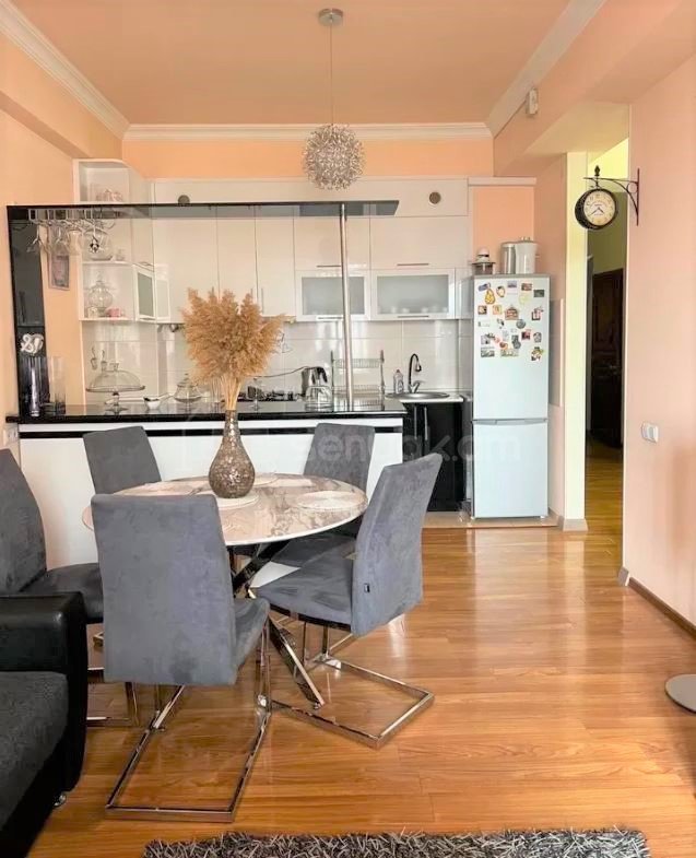 3 Սենյականոց Բնակարան Նորակառույցում, 94քմ, 11/14 հարկ, Կապիտալ Վերանորոգված