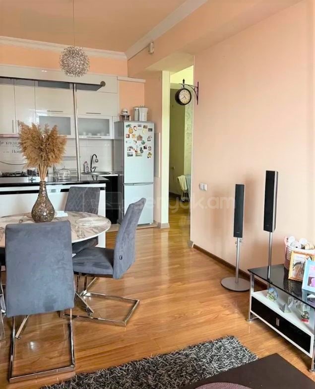 3 Սենյականոց Բնակարան Նորակառույցում, 94քմ, 11/14 հարկ, Կապիտալ Վերանորոգված