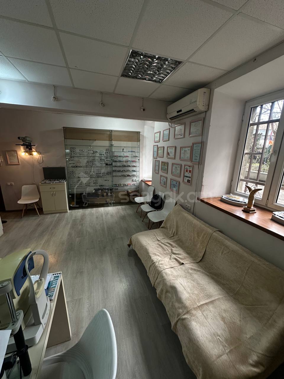 Սպասարկման Տարածք, 34քմ, Կապիտալ Վերանորոգված