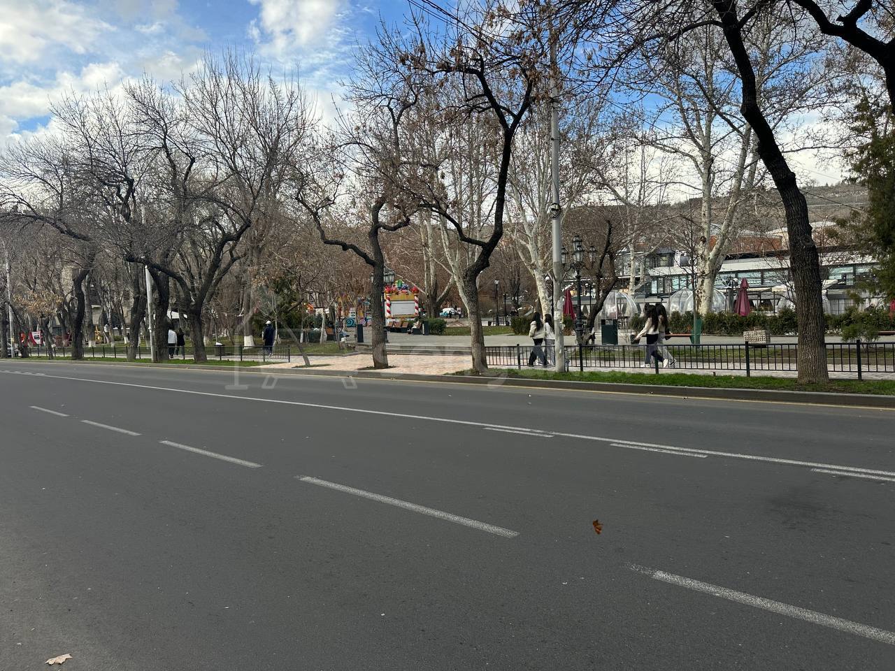 Սպասարկման Տարածք, 34քմ, Կապիտալ Վերանորոգված