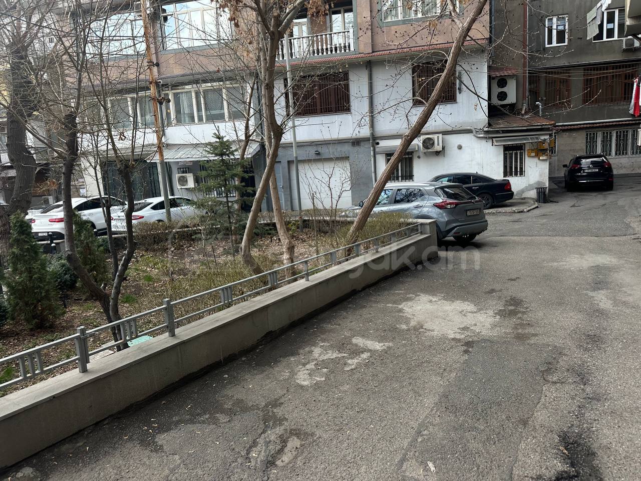 Սպասարկման Տարածք, 34քմ, Կապիտալ Վերանորոգված