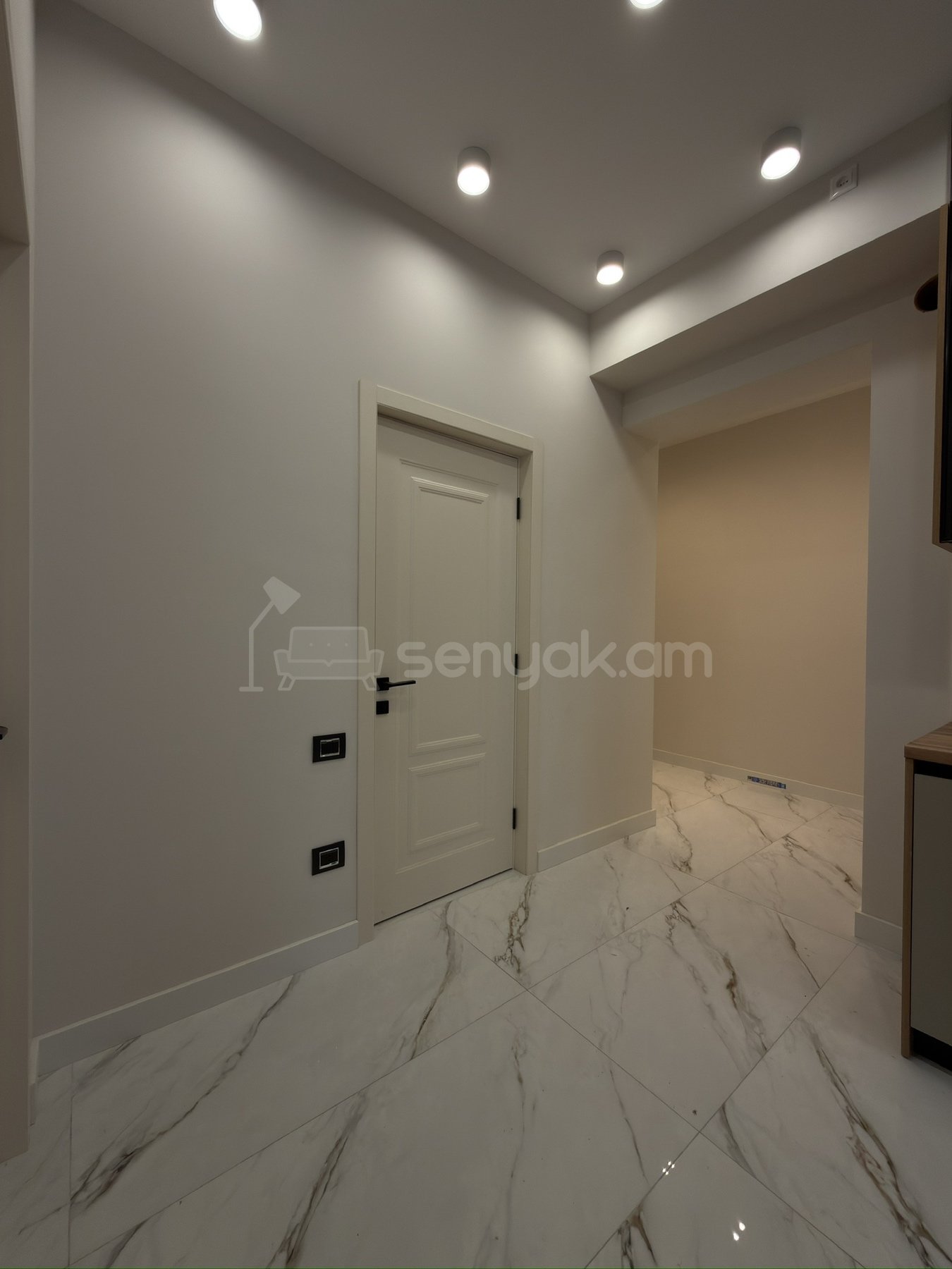 2 Սենյականոց Բնակարան Նորակառույցում, 74քմ, 4/18 հարկ, Դիզայներական Վերանորոգված