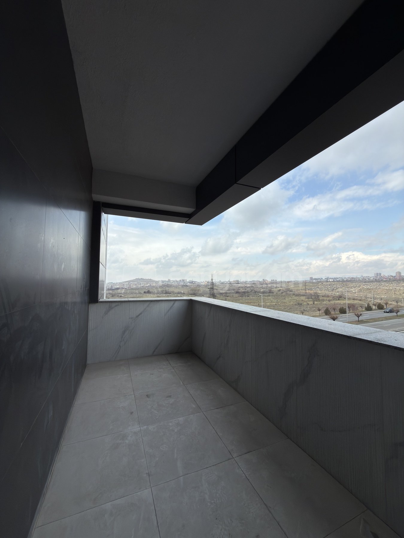 2 Սենյականոց Բնակարան Նորակառույցում, 74քմ, 4/18 հարկ, Դիզայներական Վերանորոգված