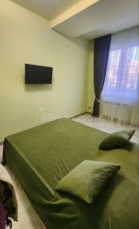 2 Սենյականոց Բնակարան, 52քմ, 3/11 հարկ, Դիզայներական Վերանորոգված, Կահավորված, Արևկող