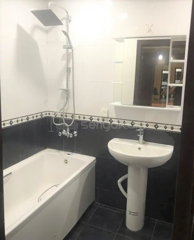 2 Սենյականոց Բնակարան Նորակառույցում, 76քմ, 12/13 հարկ, Կապիտալ Վերանորոգված