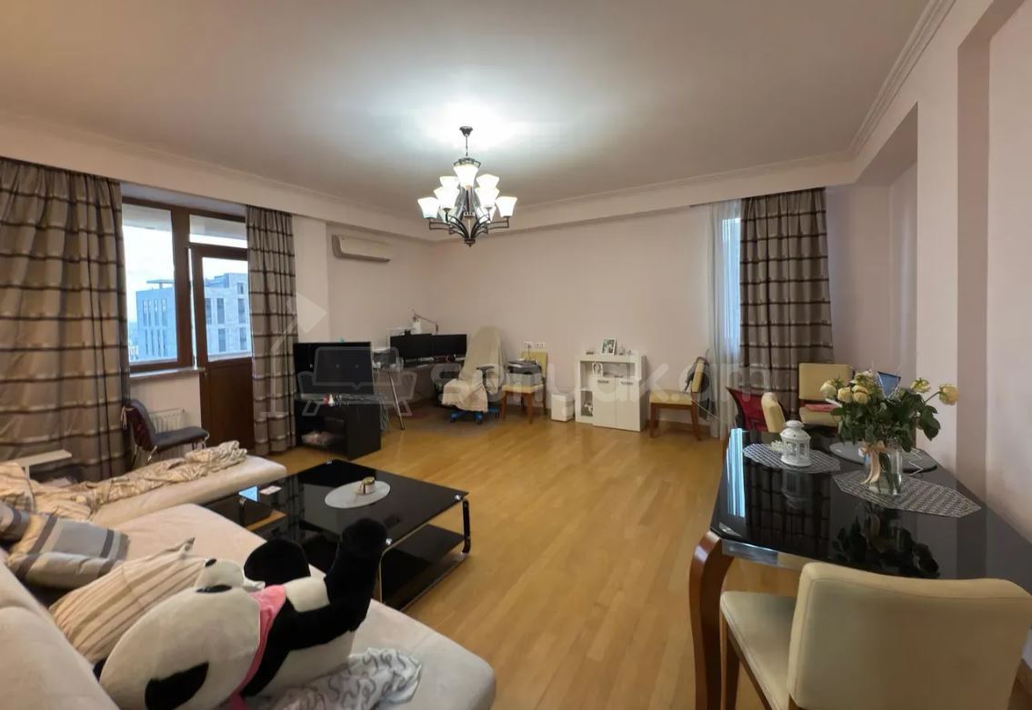 3 Սենյականոց Բնակարան Նորակառույցում, 88քմ, 7/14 հարկ, Կապիտալ Վերանորոգված