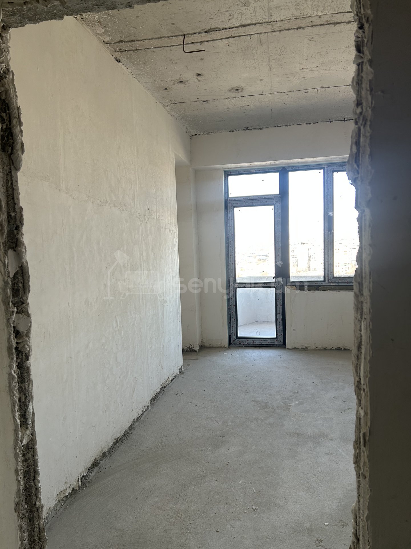 3 Սենյականոց Բնակարան Նորակառույցում, 84քմ, 12/18 հարկ, Զրոյական Վիճակում